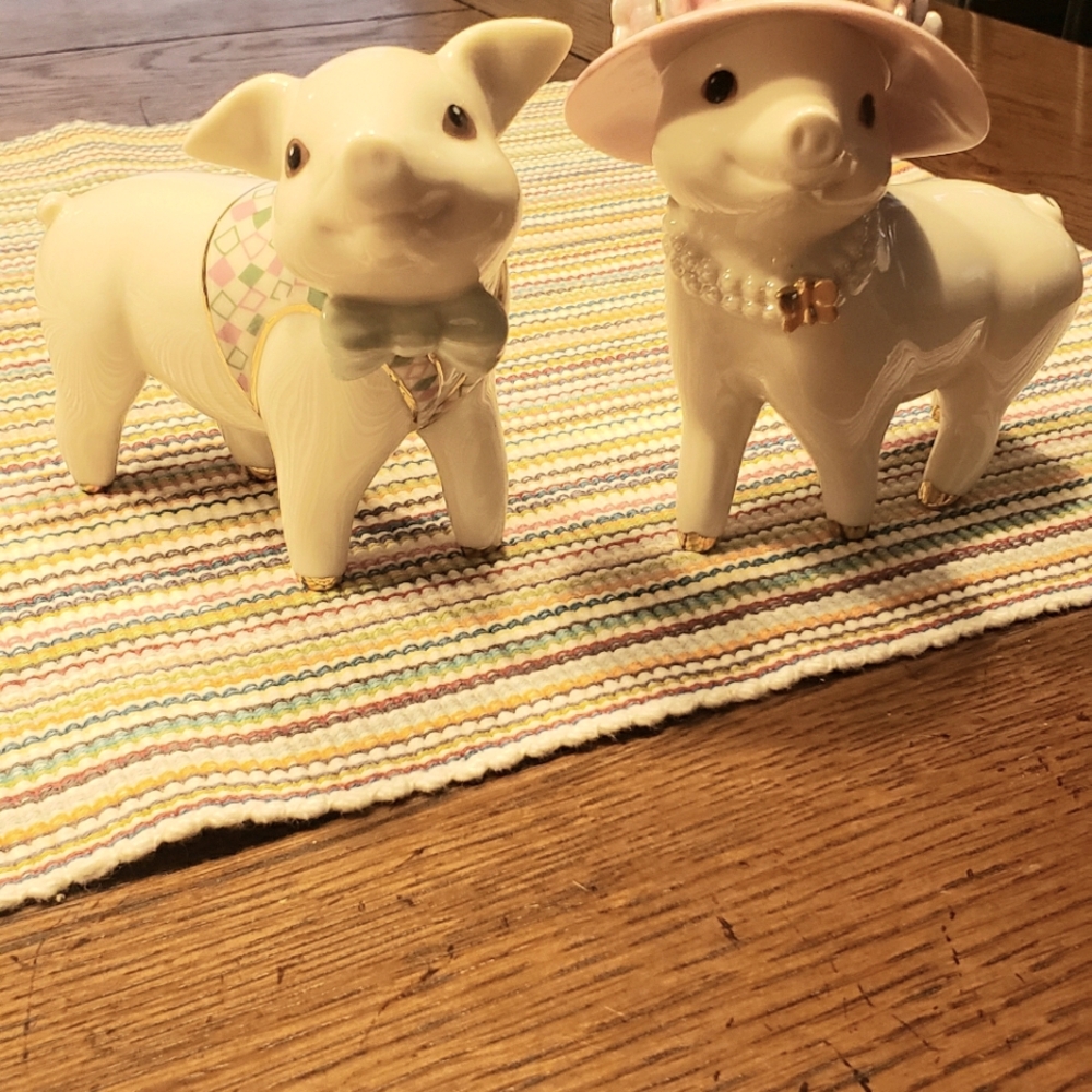Lenox Handsome Harry & Bella's Bonnet figure set